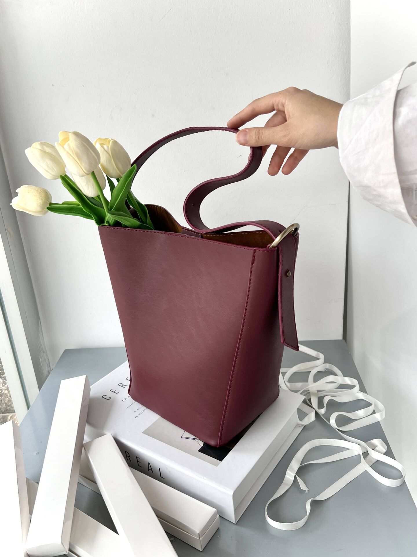 BUCKET Keseli El ve Kol Çantası Bordo