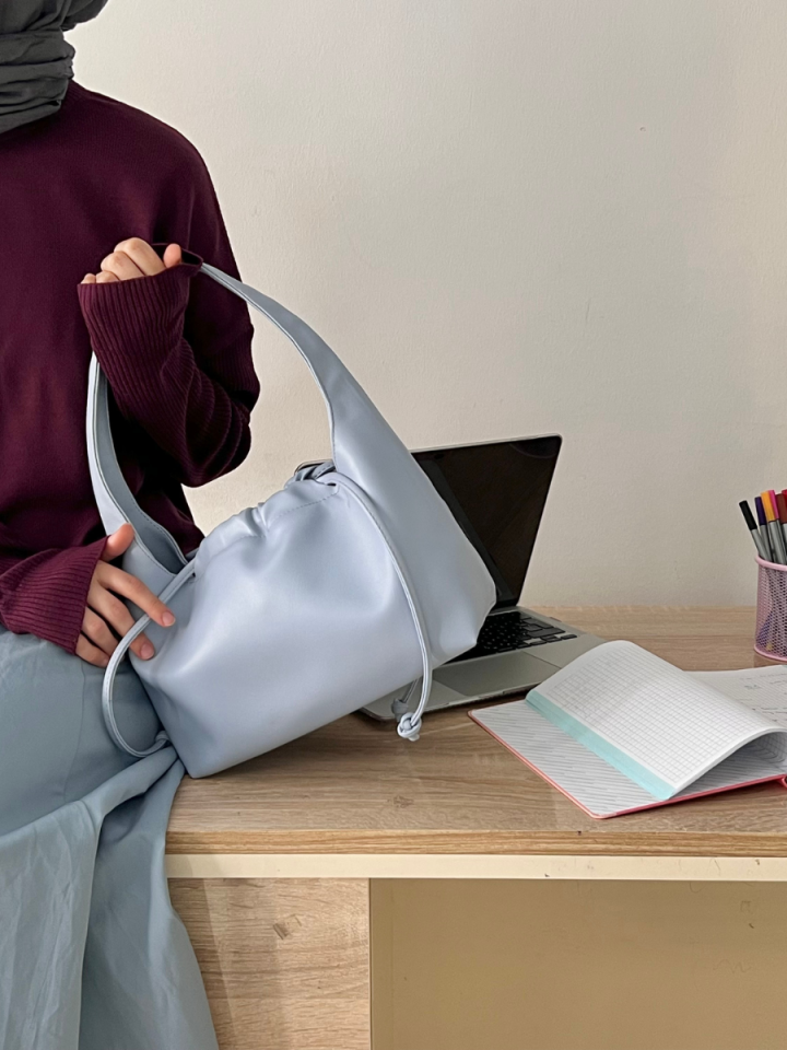 MUVA Büzgülü Omuz ve El Çantası Mavi (Outlet)