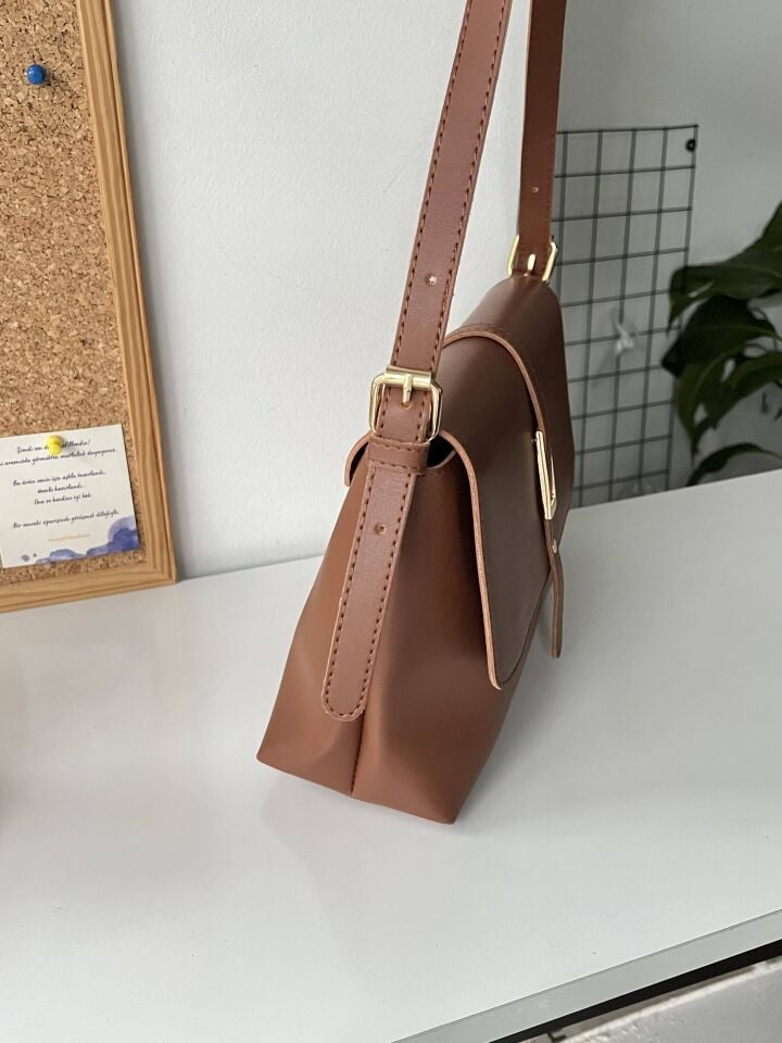 Senna Taba Kemer Detaylı Kapaklı El ve Omuz Çantası