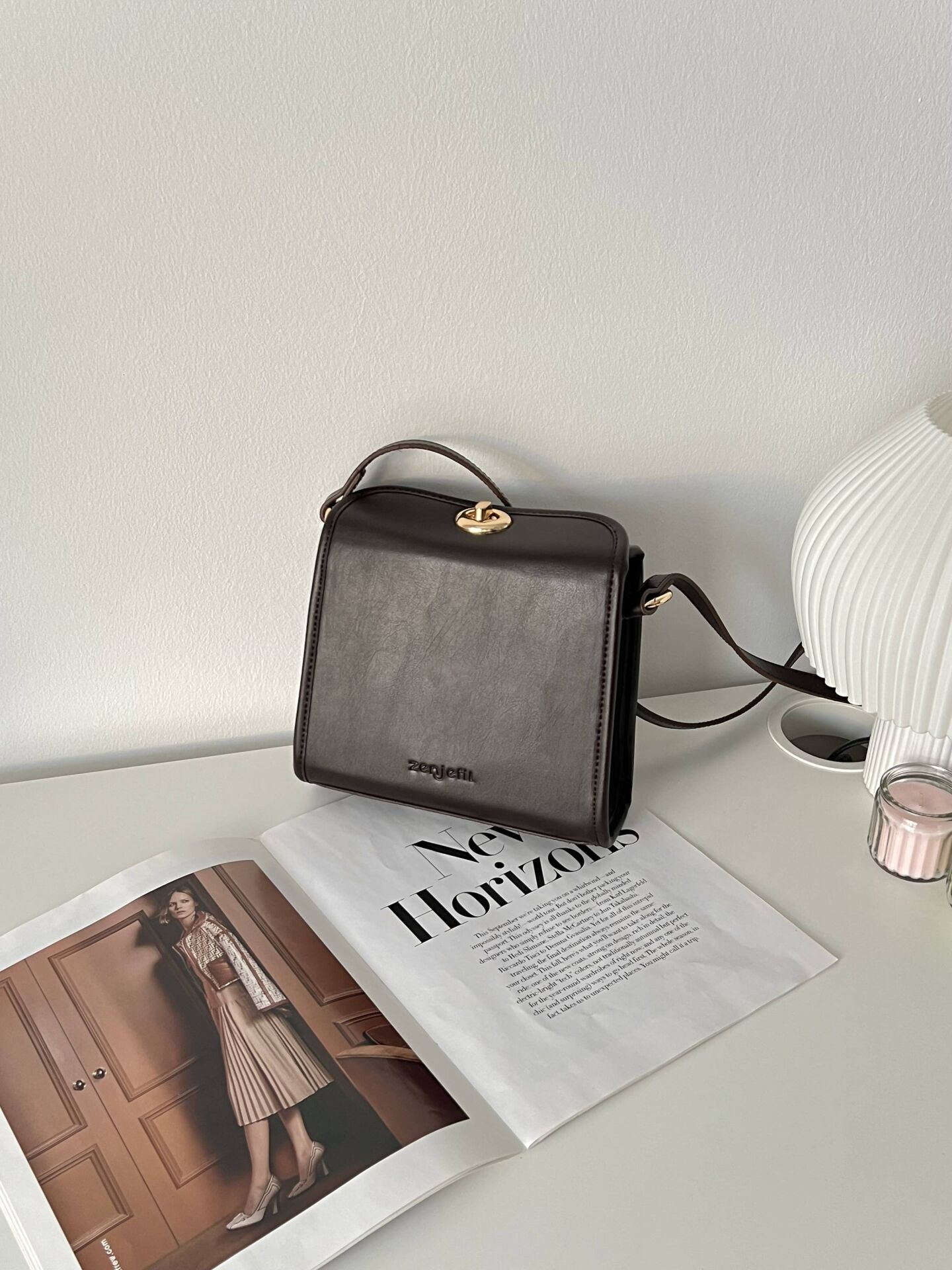 KATE Kahve İki Askılı Kilit Detaylı Kadın Çanta