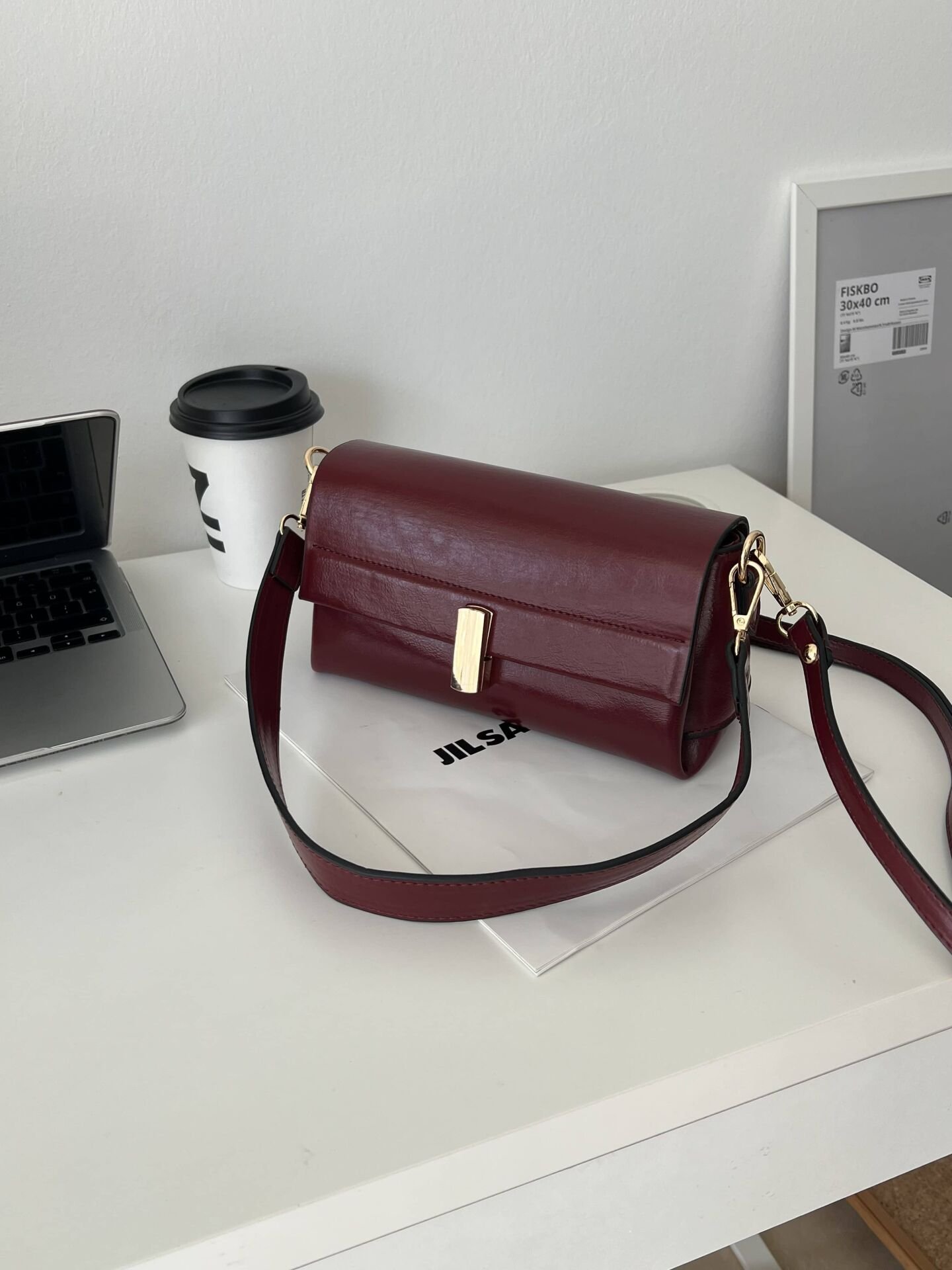 Garret Bordo Kilit Detaylı İki Askılı Kadın Çanta