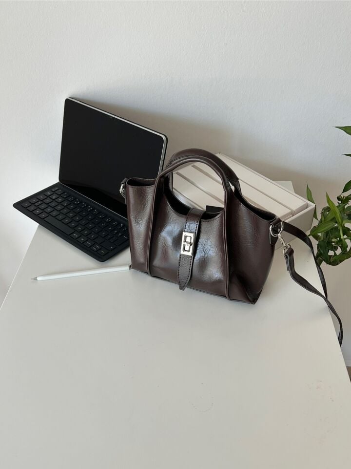 Emma Kahve Çapraz Askılı Çanta