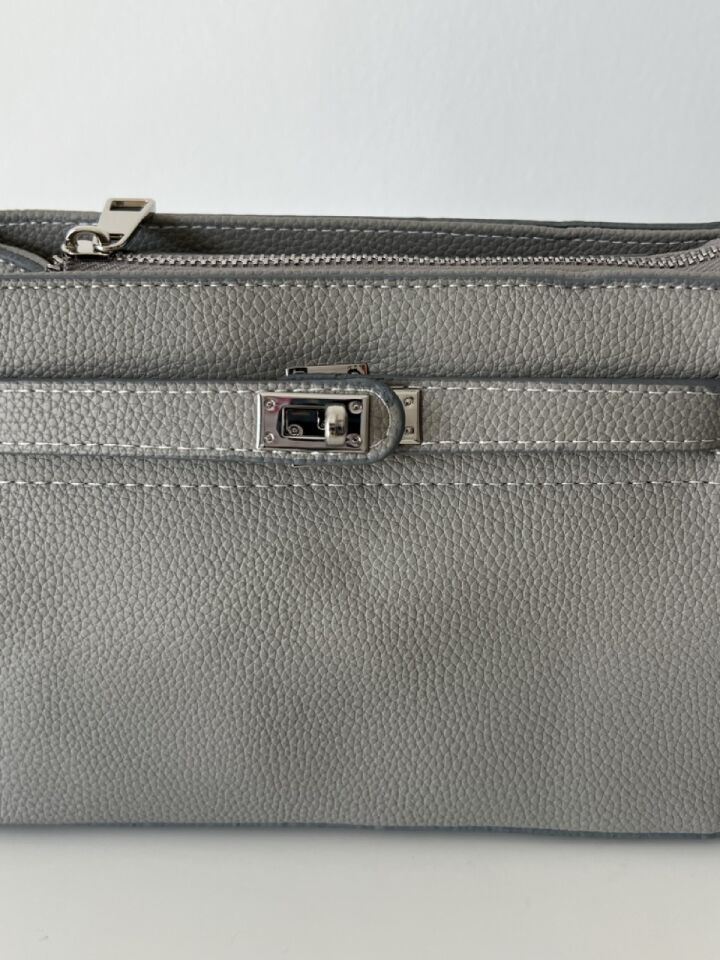 Tracy Aksesuar Detaylı Gri Çapraz Çanta