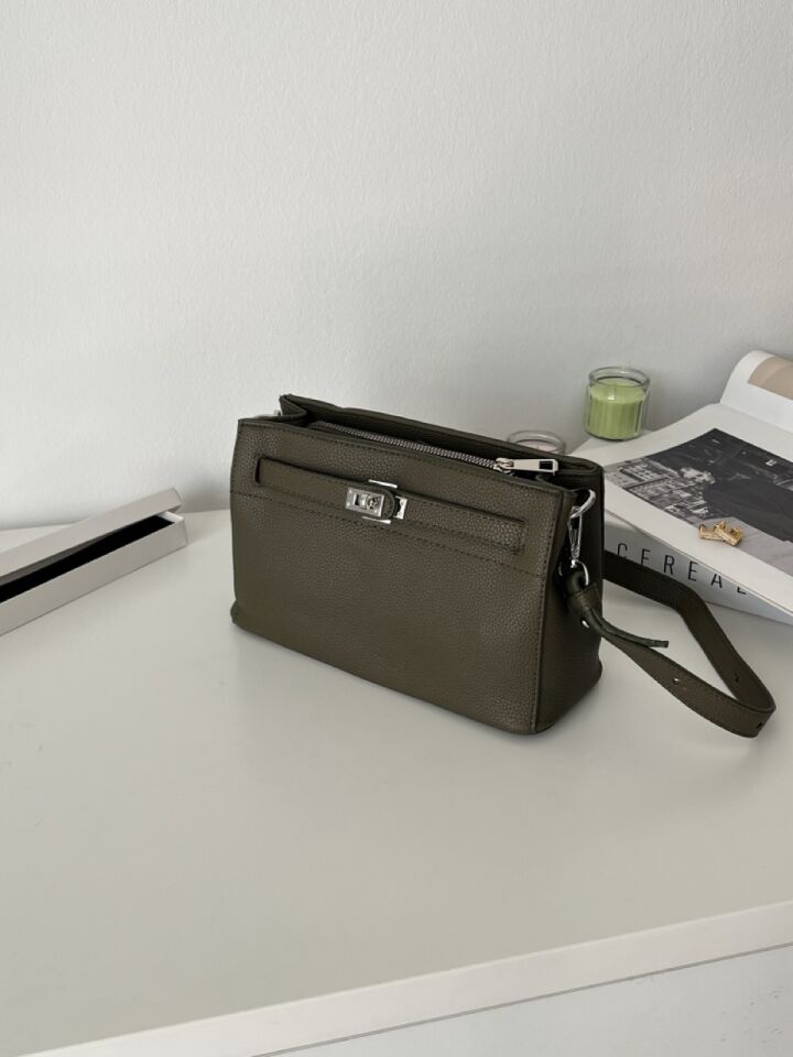 Tracy Aksesuar Detaylı Haki Çapraz Çanta