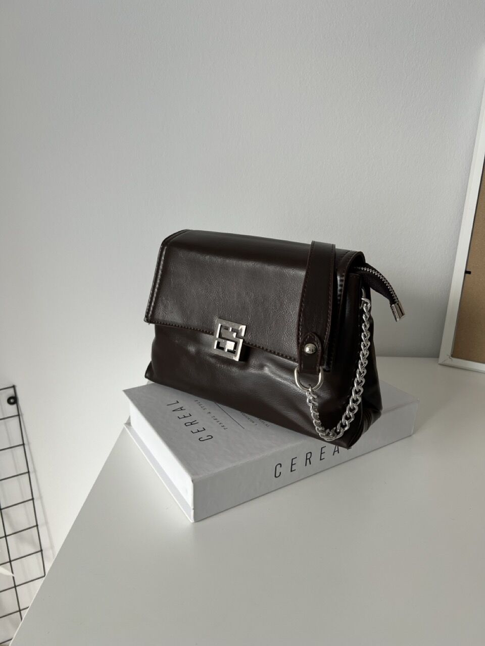 Asiwa Acı Kahve Zincir Askılı Kadın Çanta