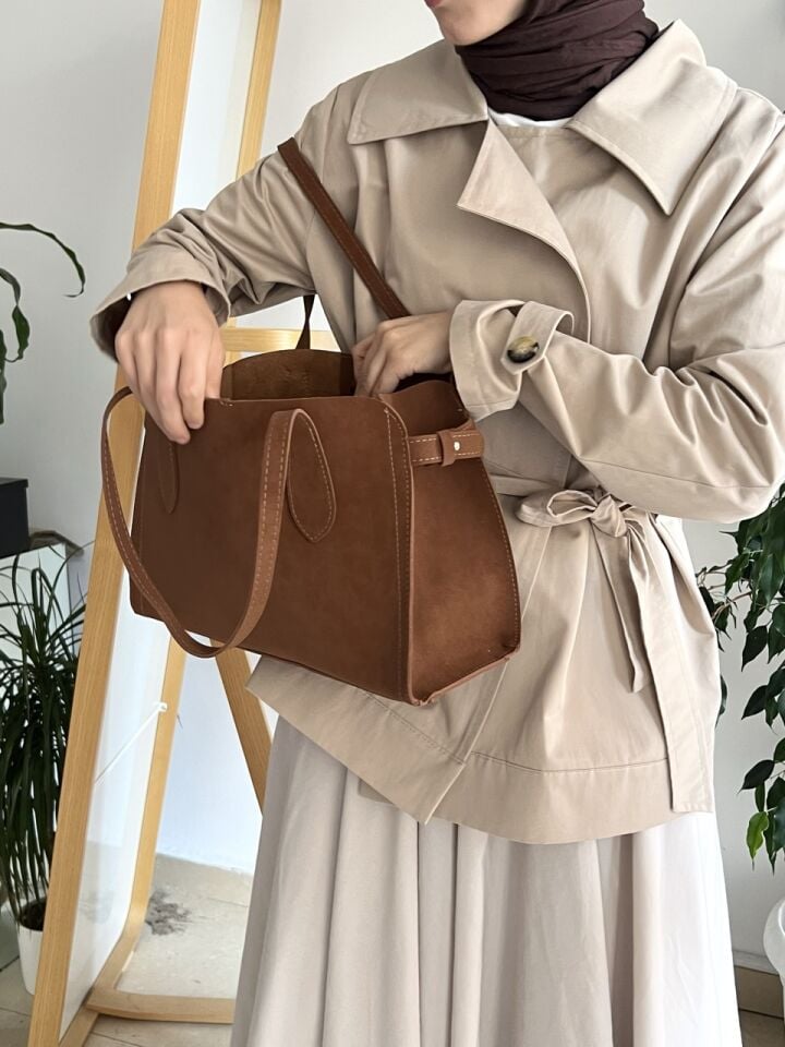 Clara Nubuk Taba Yavrulu Geniş Kol Çantası