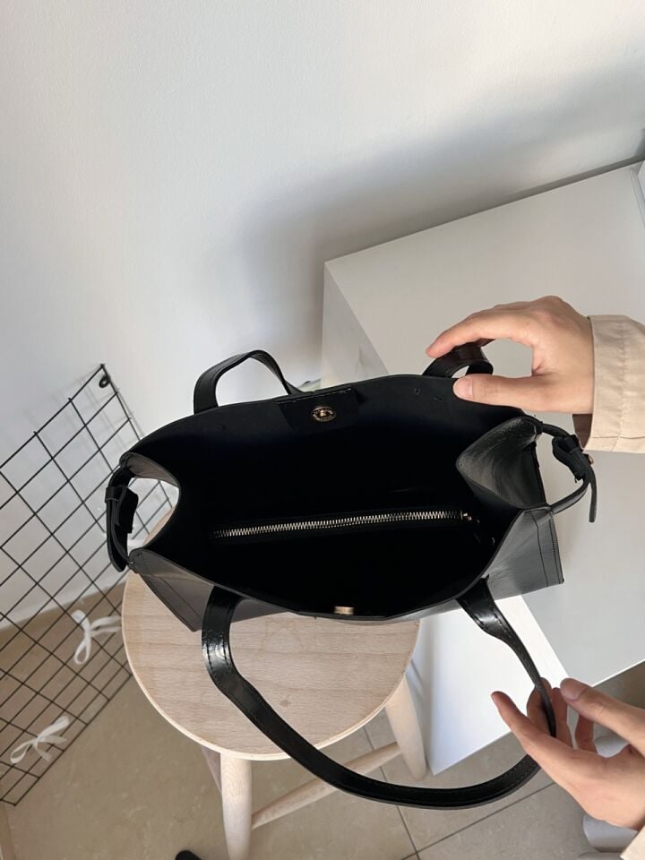 Clara Siyah Yavrulu Geniş Kol Çantası