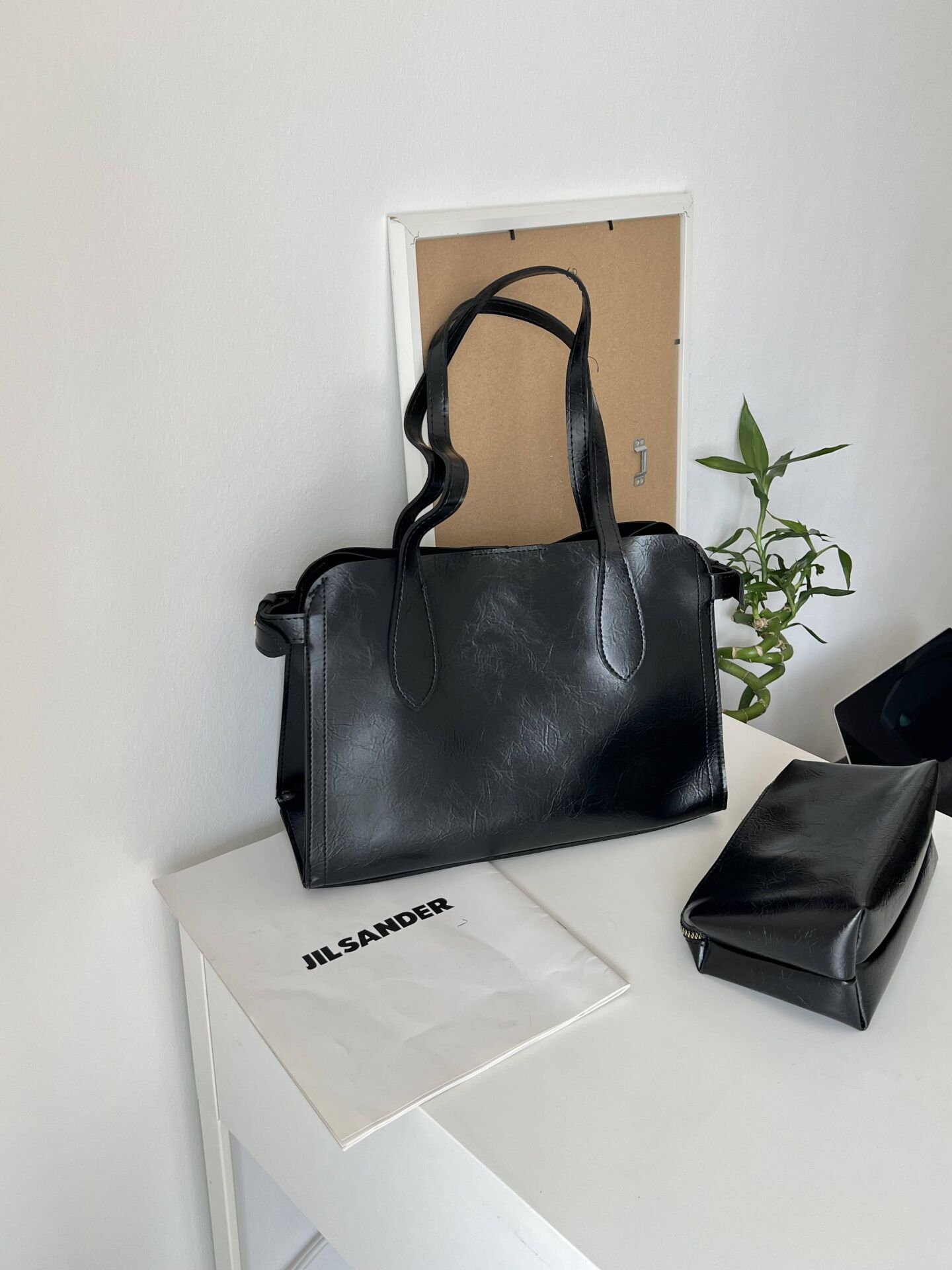 Clara Siyah Yavrulu Geniş Kol Çantası