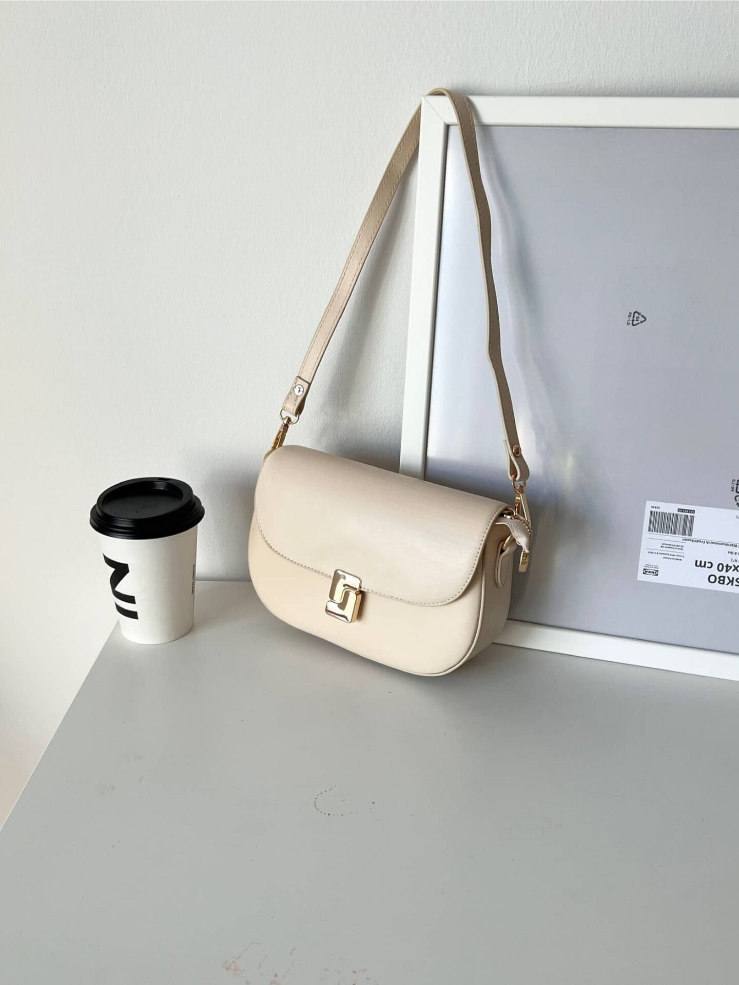 Freya Krem İki Askılı Kapaklı Kadın Çanta