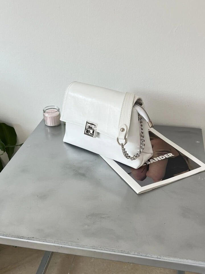 Asiwa Beyaz Zincir Askılı Kadın Çanta